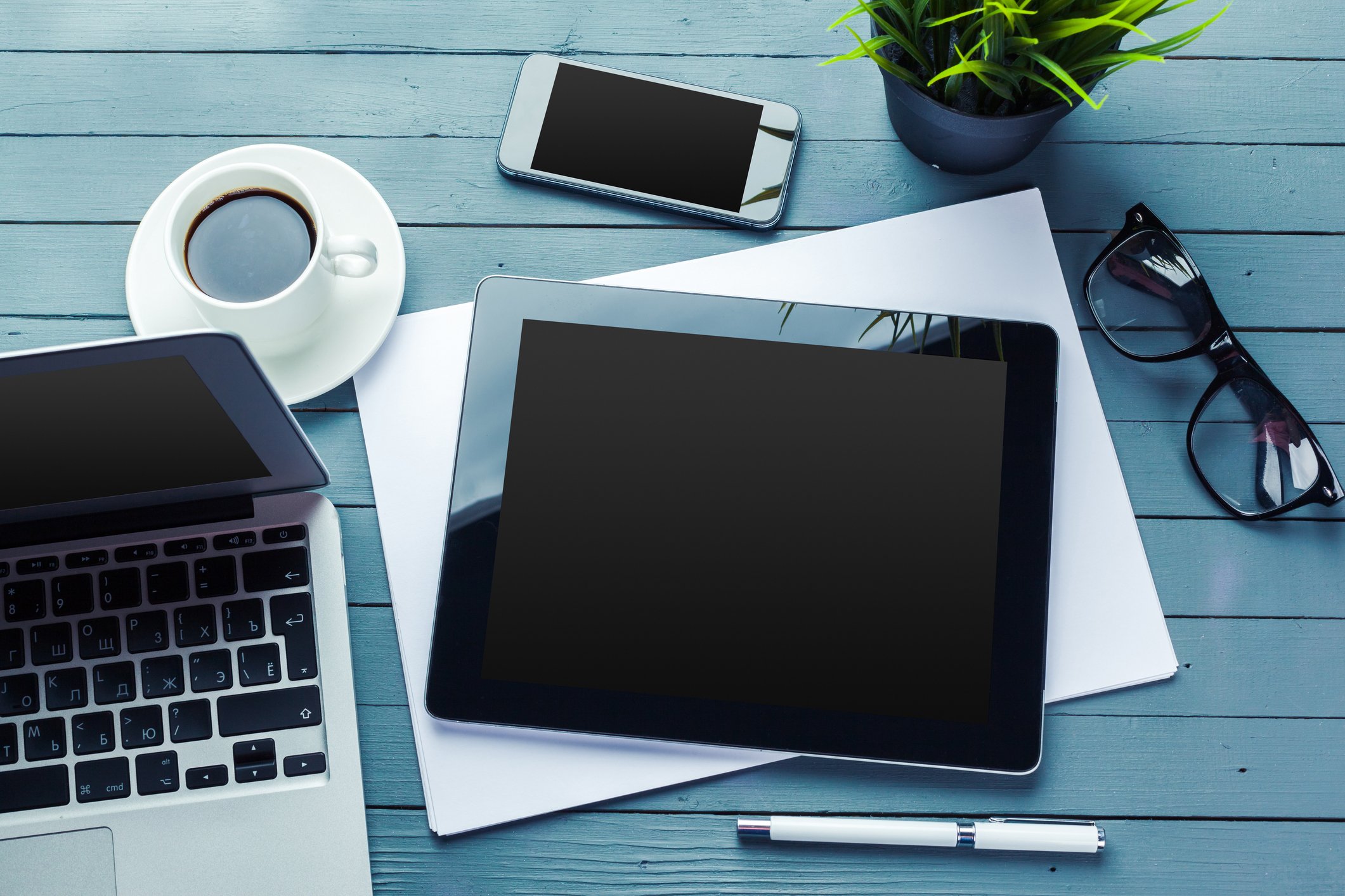 Устранение недостатков товаров или услуг в Атамановке. Помощь юриста.